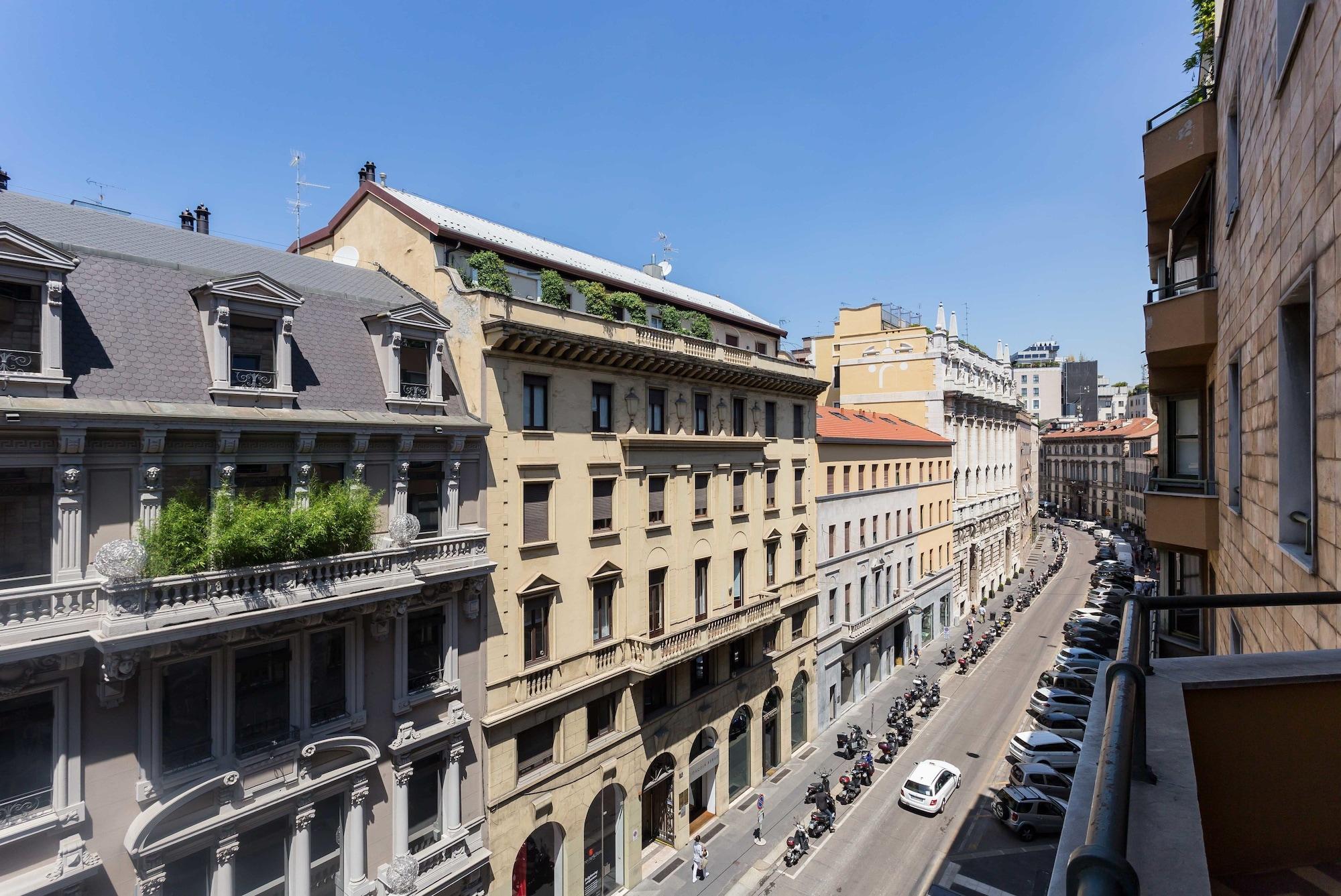 ApartHotel Durini Milano Exterior foto